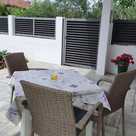 By Foot Apartamento Zadar